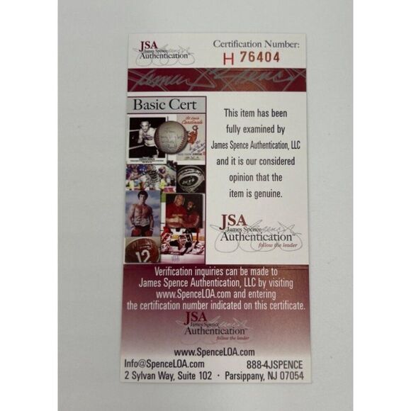 Is There Really A Human Race Signed Book Jamie Lee Curtis Hardcover 1st JSA - Picture 7 of 7